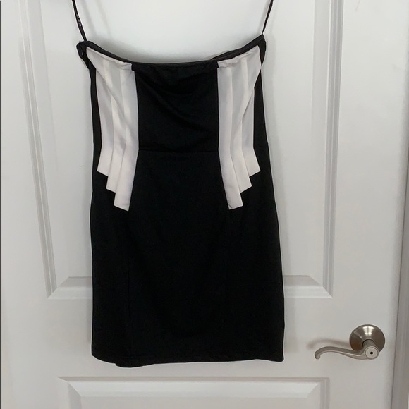 Ark & Co. Black & White Strapless Dress from Nordstrom - Picture 3 of 3